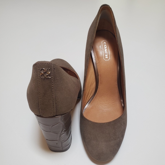 Coach Ophelia Suede Embossed block heels - Picture 2 of 8